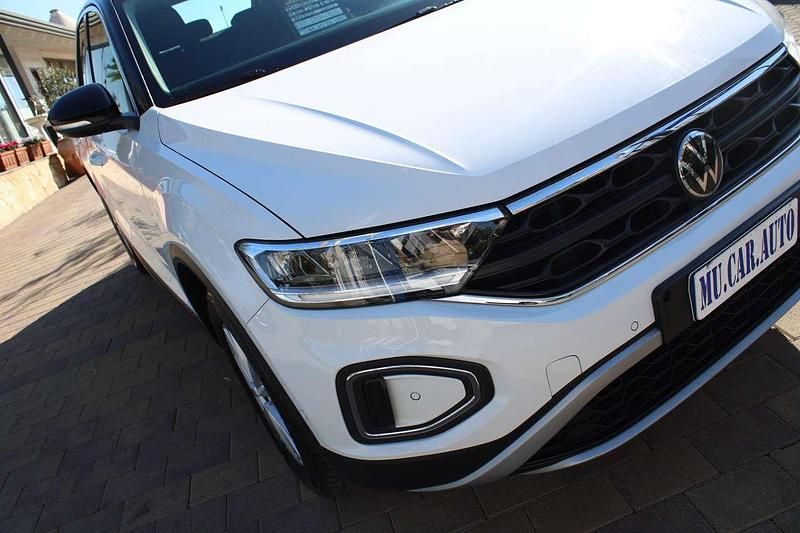 Usata VW T-Roc Life 110 CV (80 kW) 2023 Bianco SUV