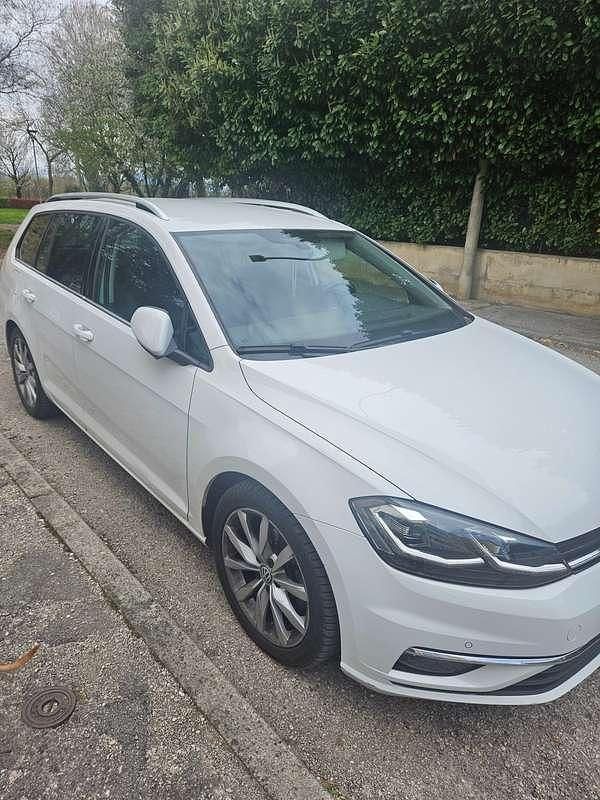 Usata VW Golf VII Highline 150 CV (110 kW) 2017 Bianco Station wagon