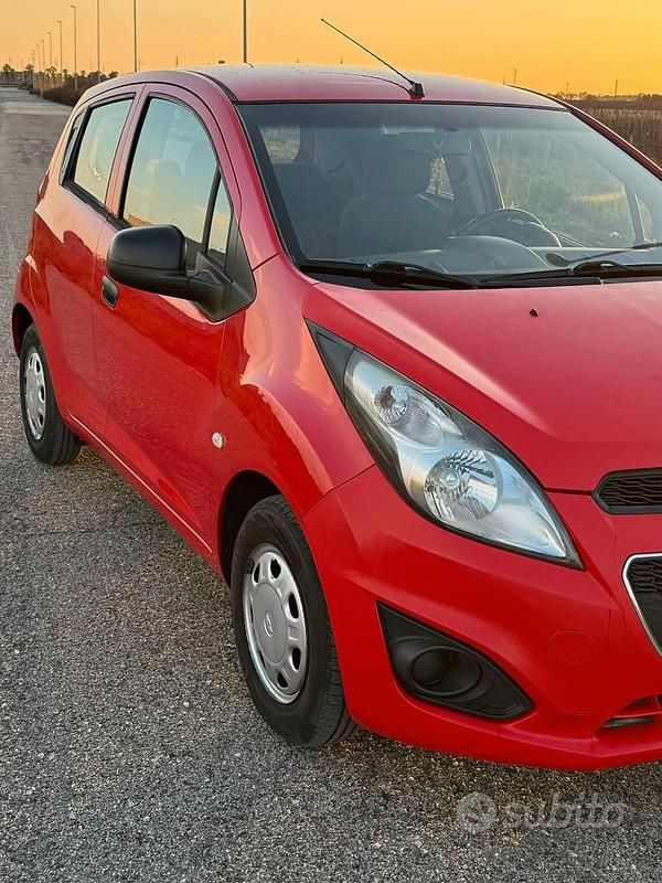 Usata Chevrolet Spark 68 CV (50 kW) 2013 Rosso Utilitaria