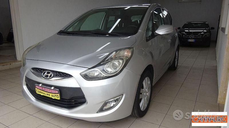 Usata Hyundai ix20 Style 90 CV (66 kW) 2011 Grigio Utilitaria