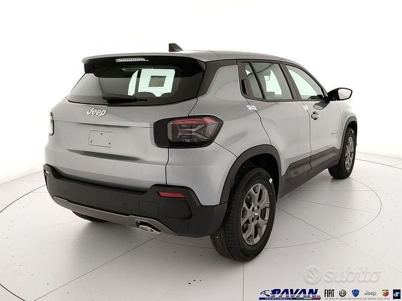 Nuova Jeep Avenger Longitude 101 CV (74 kW) 2025 Nero SUV