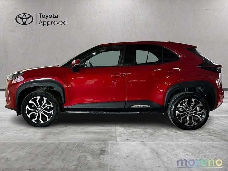 Usata Toyota Yaris Cross Trend 116 CV (85 kW) 2022 Rosso SUV