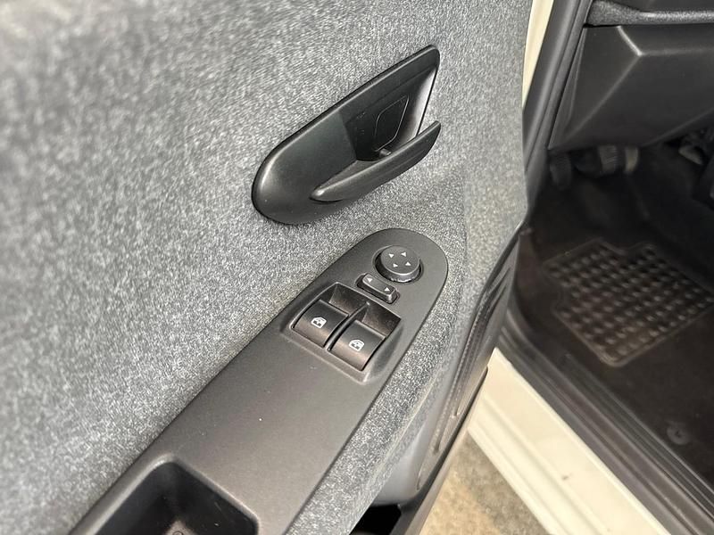 Usata Lancia Ypsilon 69 CV (50 kW) 2020 Bianco Utilitaria