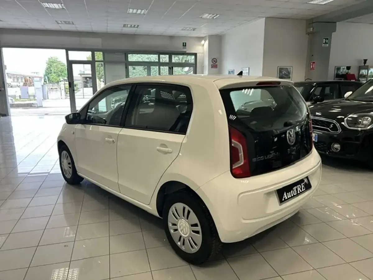 Usata VW up! move up! 68 CV (50 kW) 2013 Bianco Utilitaria