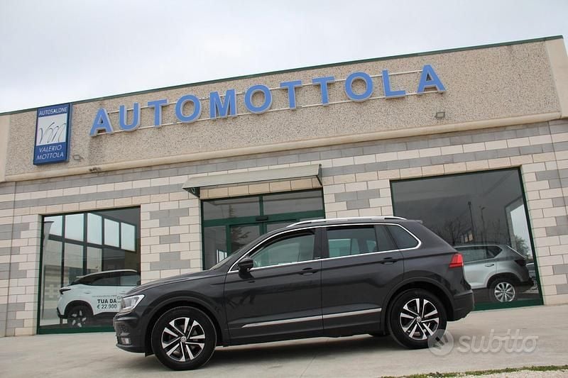 Grigio Usata 2020 VW Tiguan IQ Drive SUV | 18.900 € (Super prezzo) - Immagine 1/4