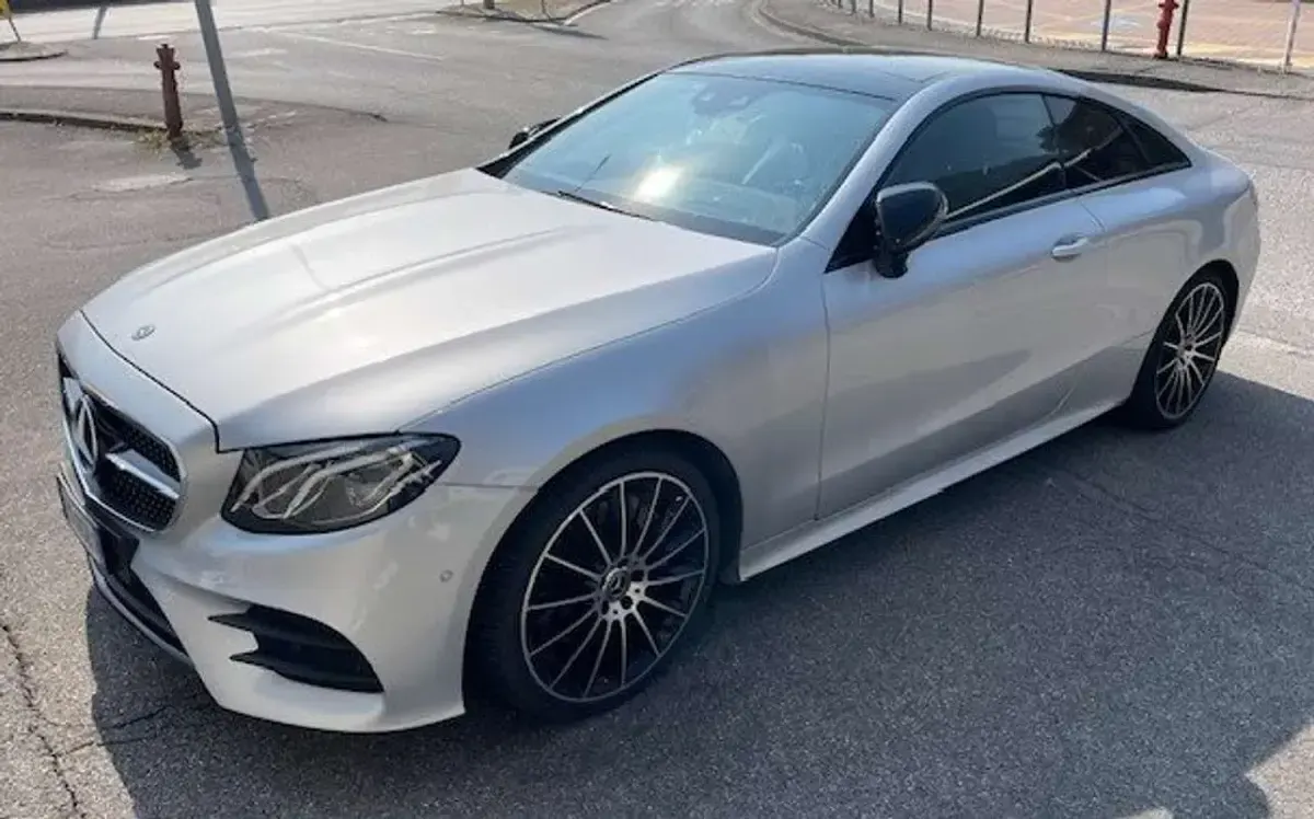 Usata Mercedes E350 Premium Plus 258 CV (189 kW) 2018 Argento Coupé