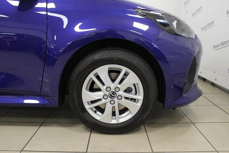 Nuova Mazda 2 Center-Line 116 CV (85 kW) 2025 Blu/azzurro Utilitaria