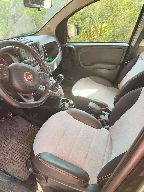 Usata Fiat Panda Cross Cross 86 CV (63 kW) 2021 Verde Utilitaria