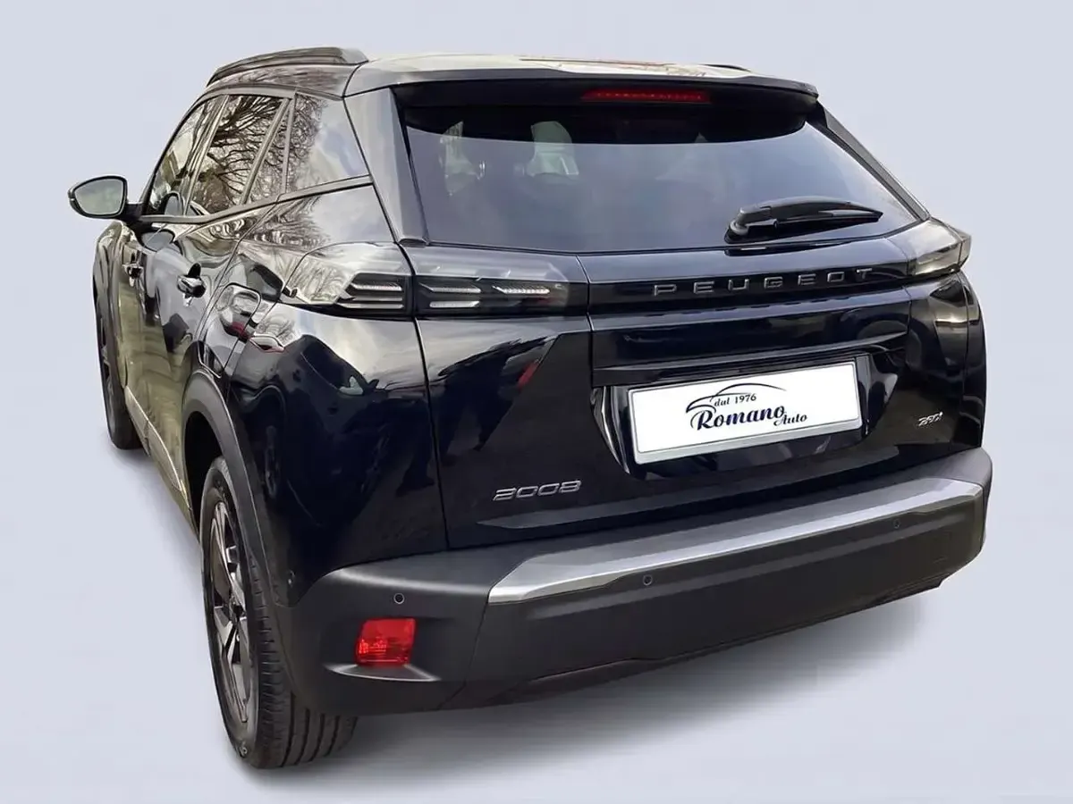 Usata Peugeot 2008 Allure 131 CV (96 kW) 2023 Nero SUV