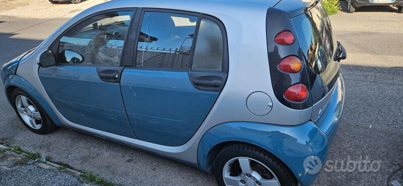 Verde Usata 2006 Smart ForFour Due volumi | 2700 € (Molto cara) - Immagine 1/4