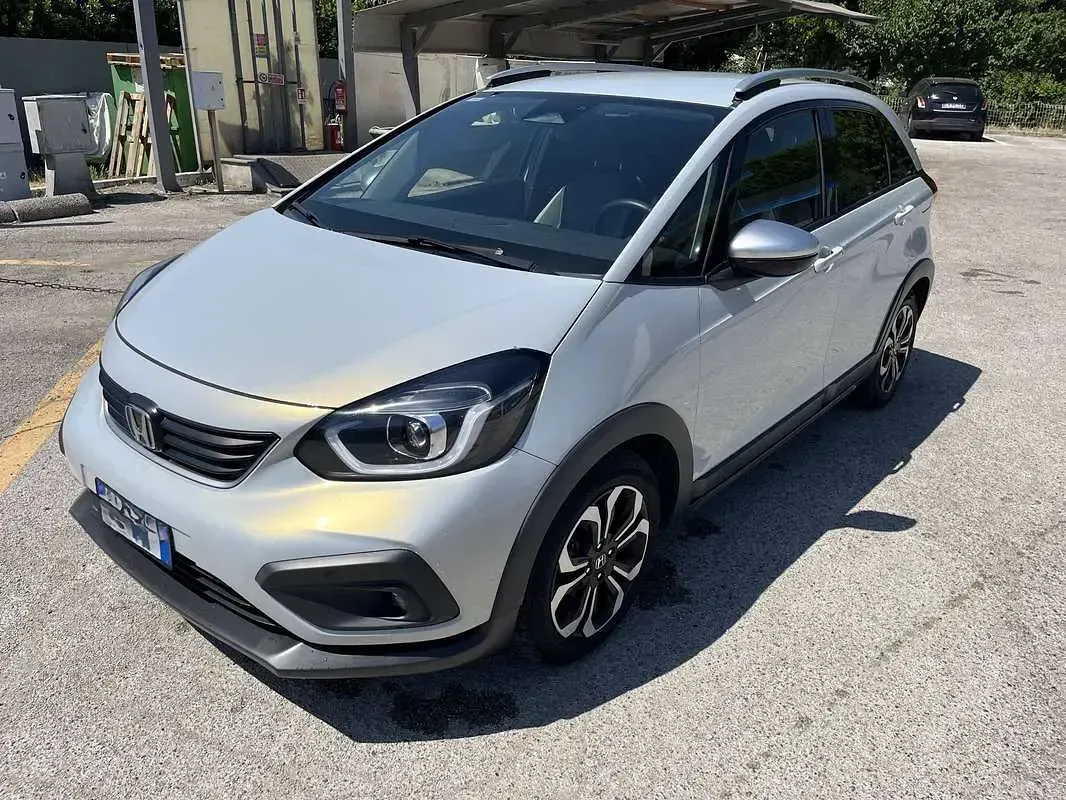 Usata Honda Jazz Executive 98 CV (72 kW) 2020 Bianco Utilitaria
