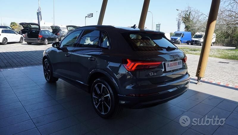 Usata Audi Q3 S-Line 200 CV (147 kW) 2021 Grigio SUV