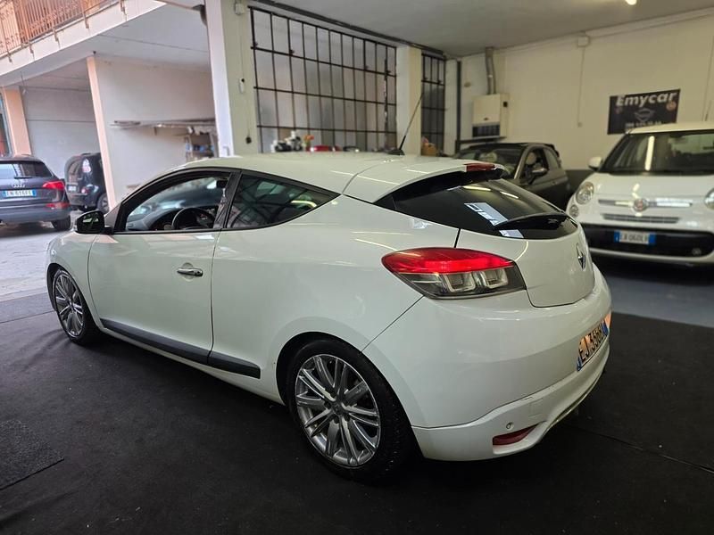 Usata Renault Mégane GT Line GT-Line 110 CV (80 kW) 2011 Bianco Coupé