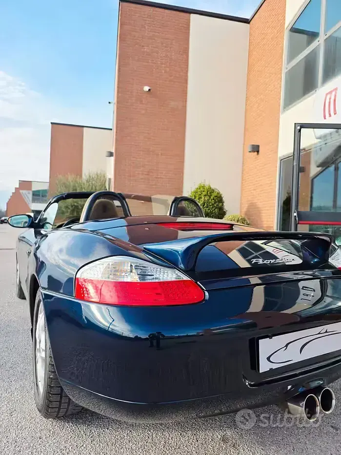 Usata Porsche Boxster 204 CV (150 kW) 1998 Bluazzurro Cabrio
