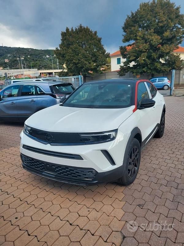 Usata Opel Mokka 101 CV (74 kW) 2023 Bianco SUV