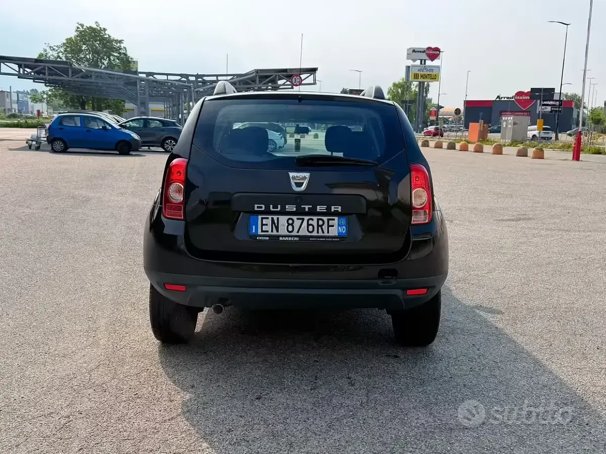 Occasion Dacia Duster 105 PK (77 kW) 2012 Zwart SUV