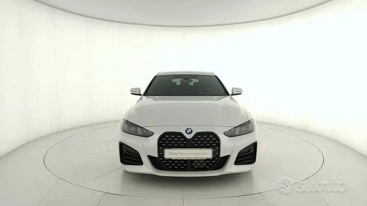 Usata BMW 420 190 CV (139 kW) 2024 Bianco Coupé