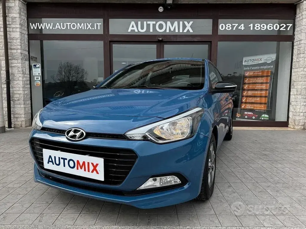 Usata Hyundai i20 GO! 84 CV (61 kW) 2018 Blu Berlina