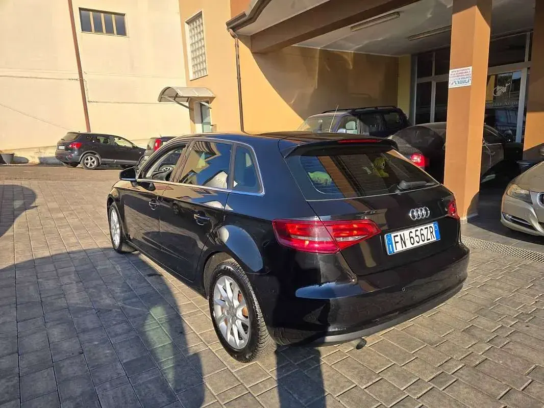 Usata Audi A3 Attraction 105 CV (77 kW) 2013 Nero Berlina