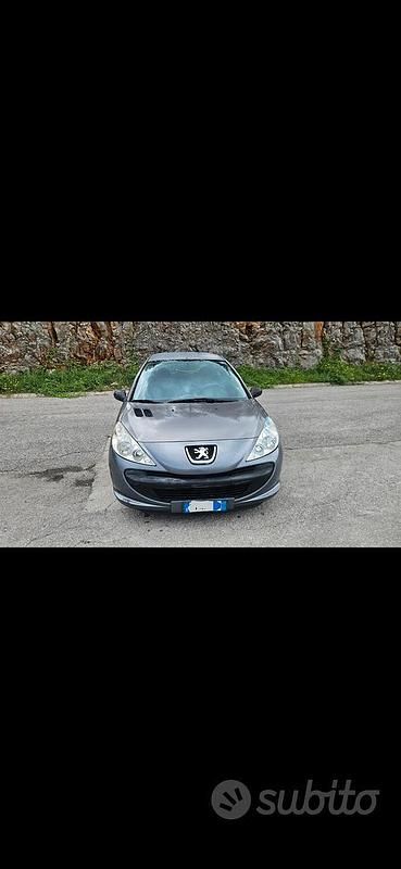 Usata 2009 Peugeot 206 Tre volumi | 1200 € - Immagine 1/4