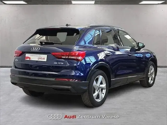 Usata Audi Q3 Advanced Plus 150 CV (110 kW) 2024 Blu navarra SUV