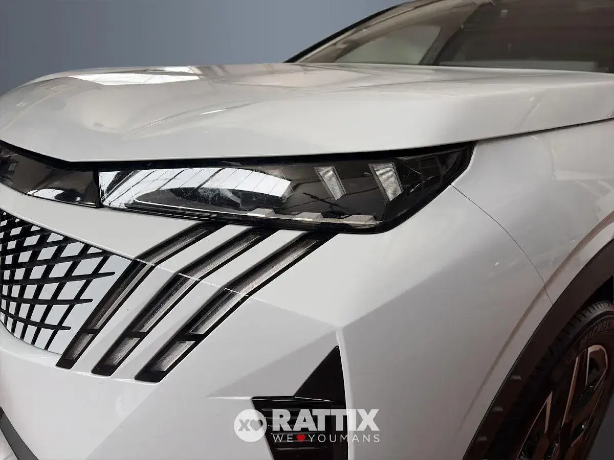 Usata Peugeot 5008 GT 145 CV (106 kW) 2025 Bianco okenite SUV