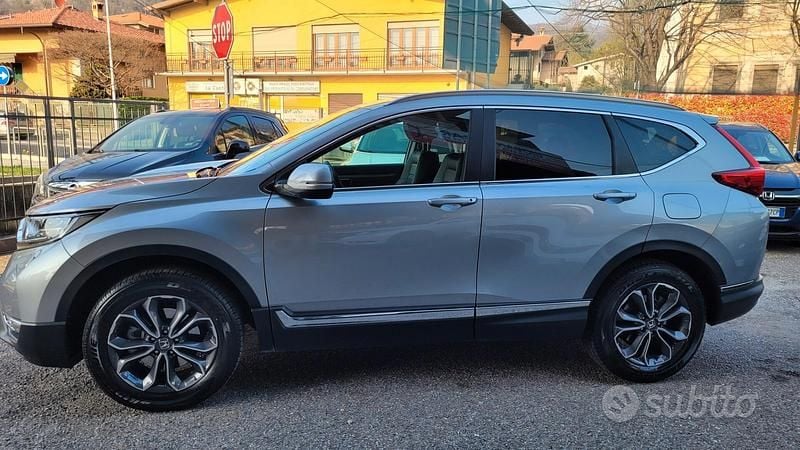 Usata Honda CR-V Executive 145 CV (106 kW) 2022 Grigio SUV