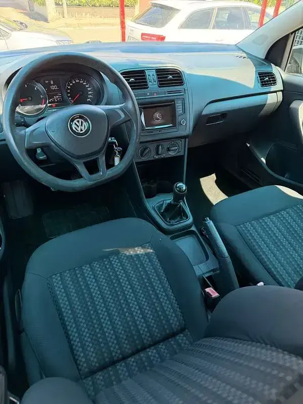 Używany VW Polo Trendline 75 KM (55 kW) 2014 Sedan/Limuzyna