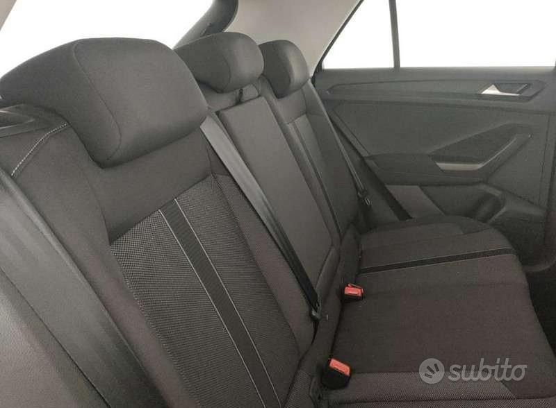 Usata VW T-Roc Edition 116 CV (85 kW) 2024 Nero SUV