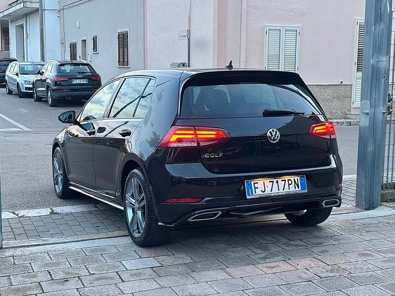 Usata VW Golf VII R-line 115 CV (84 kW) 2017 Nero Berlina