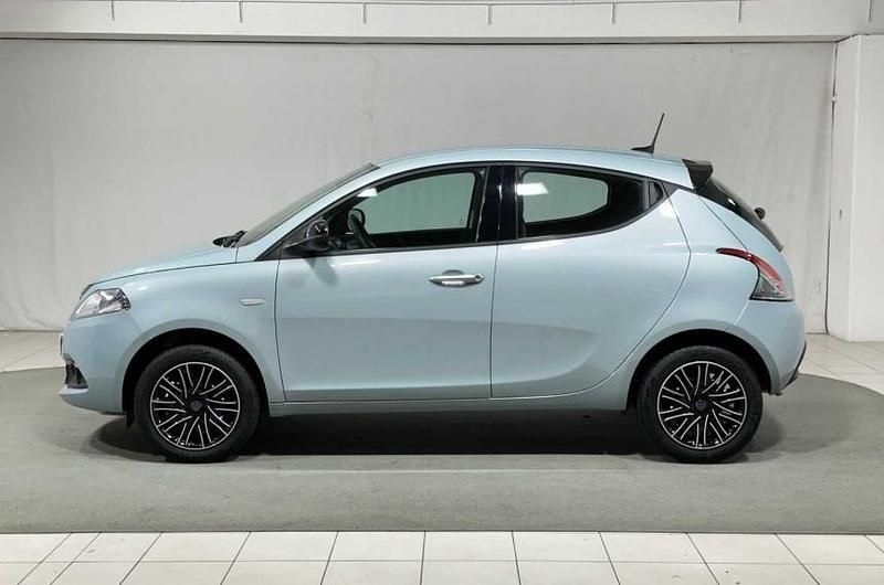 Usata Lancia Ypsilon Silver 69 CV (50 kW) 2023 Utilitaria