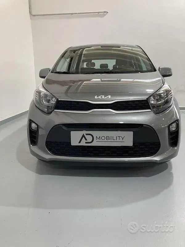 Usata Kia Picanto Style 66 CV (48 kW) 2023 Grigio Utilitaria