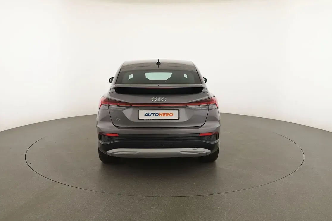 Usata Audi Q4 Sportback e-tron 150 kW (204 CV) 2023 Grigio SUV