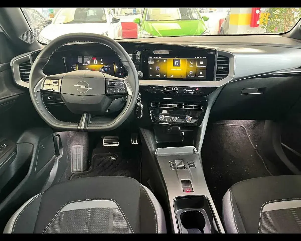 Usata Opel Mokka Elegance 130 CV (95 kW) 2025 Bianco SUV