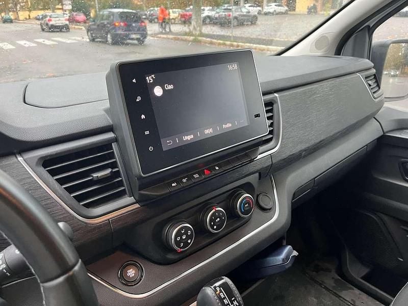 Usata Nissan Primastar 150 CV (110 kW) 2024 Bianco Monovolume