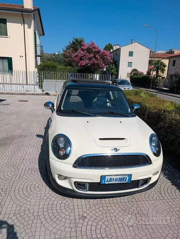 Usata Mini Cooper SD 143 CV (105 kW) 2011 Utilitaria