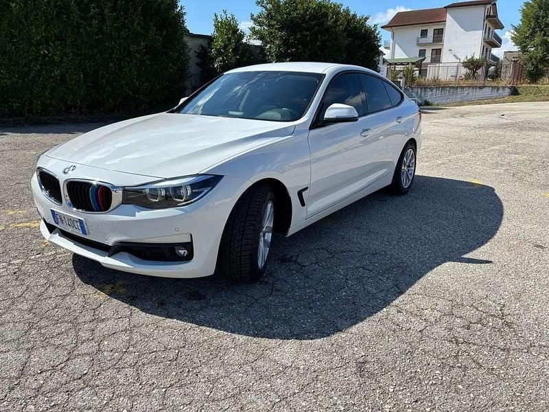 Usata BMW 320 Gran Turismo Sport Line 190 CV (139 kW) 2017 Bianco Berlina