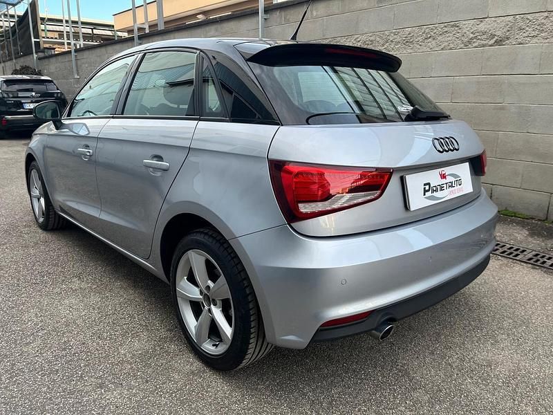 Usata Audi A1 Sportback Design 90 CV (66 kW) 2016 Argento Utilitaria