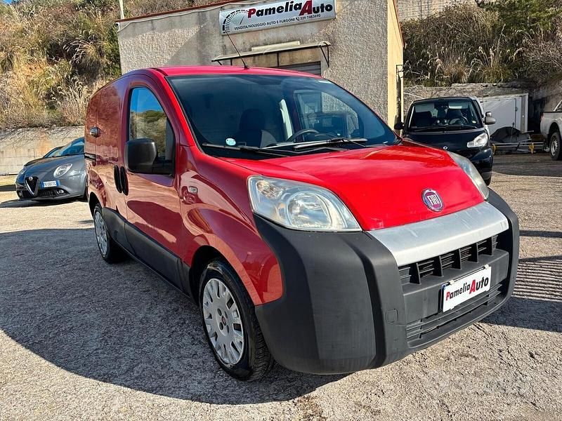 Usata Fiat Fiorino 95 CV (69 kW) 2016 Rosso Monovolume