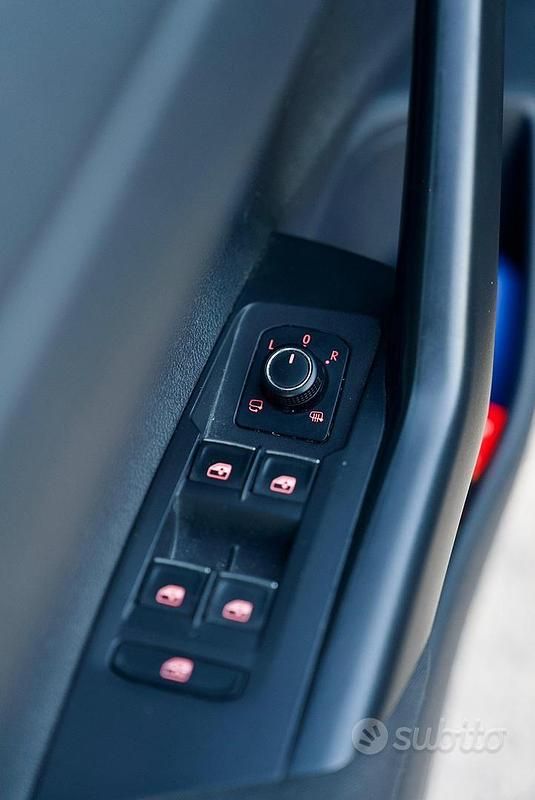 Usata VW Polo 95 CV (69 kW) 2018 Nero Utilitaria