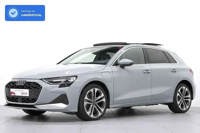 Usata Audi A3 Sportback Advanced 204 CV (150 kW) 2025 Grigio Utilitaria