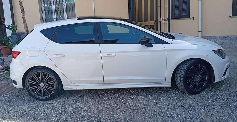 Usata Seat Leon FR 150 CV (110 kW) 2018 Berlina