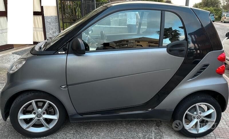 Usata Smart ForTwo Coupé 71 CV (52 kW) 2012 Utilitaria
