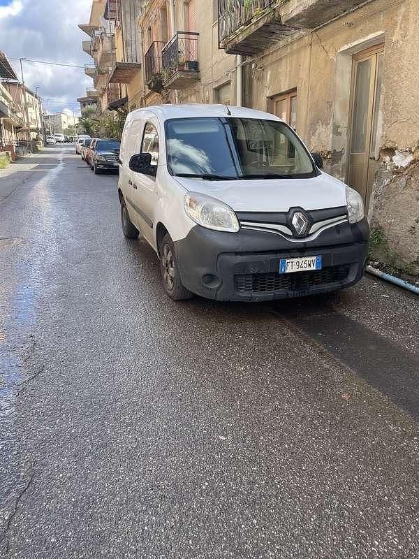 Usata Renault Kangoo 80 CV (58 kW) 2019 Bianco Monovolume