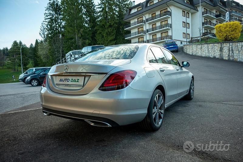 Usata Mercedes C220 Exclusive 194 CV (142 kW) 2021 Grigio Berlina
