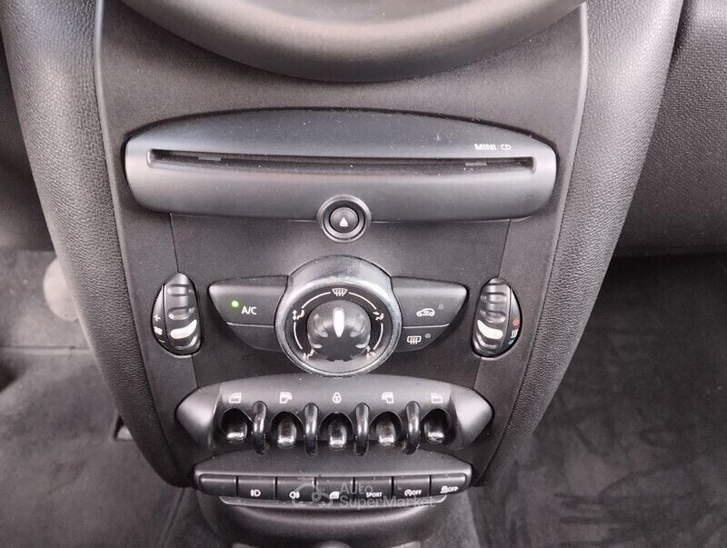 Begagnad Mini Cooper 111 HK (81 kW) 2012 Halvkombi