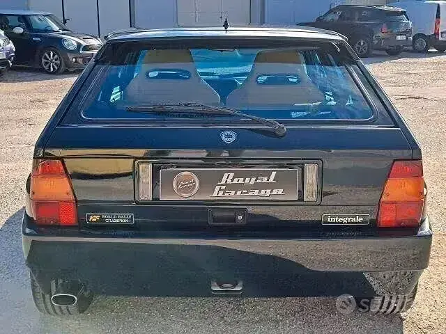 Usata Lancia Delta 210 CV (154 kW) 1992 Verde Utilitaria