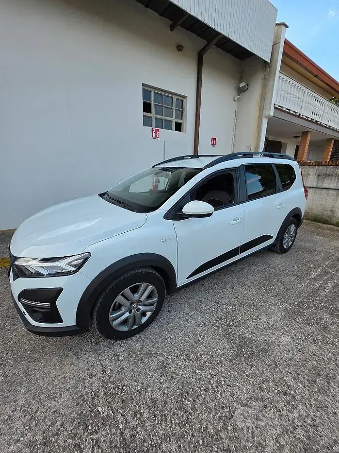 Usata Dacia Jogger 101 CV (74 kW) 2022 Bianco Monovolume