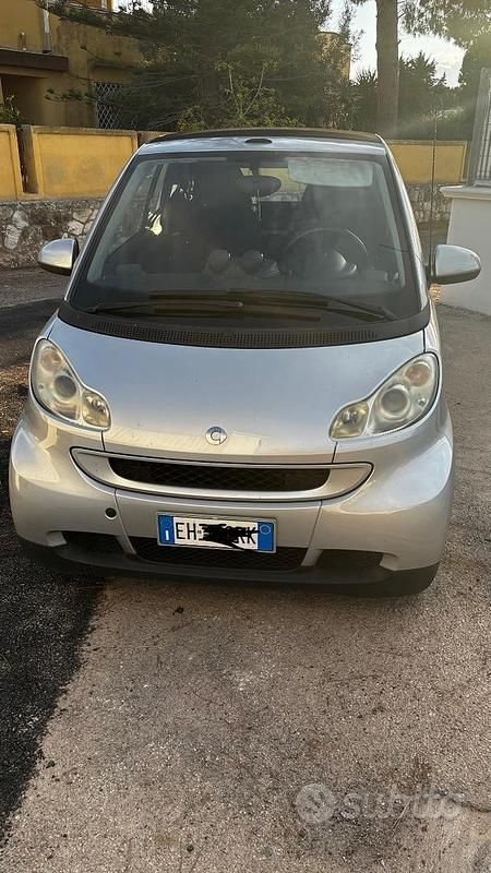 Grigio Usata 2010 Smart ForTwo Cabrio Passion Cabrio | 6000 € (Buon prezzo) - Immagine 1/4