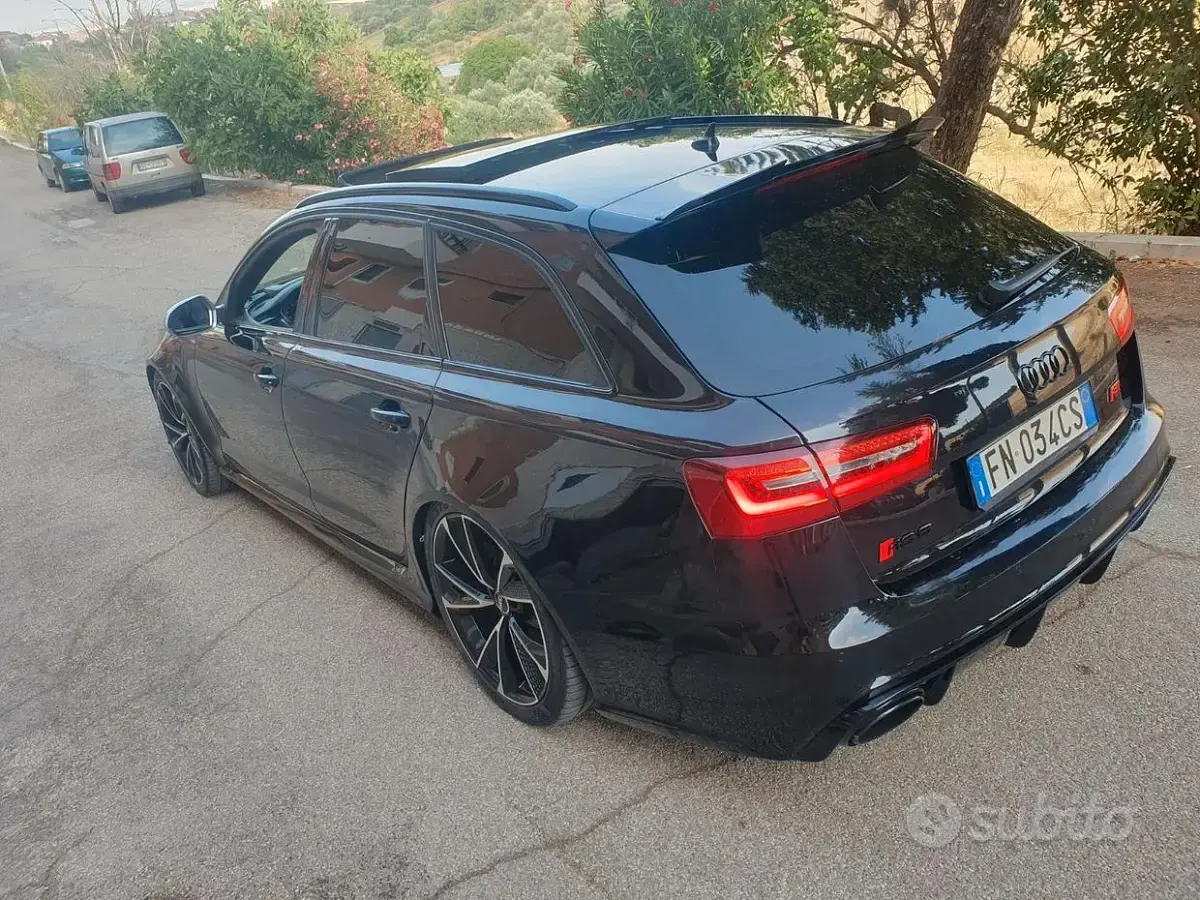 Usata Audi RS6 560 CV (411 kW) 2015 Nero Station wagon